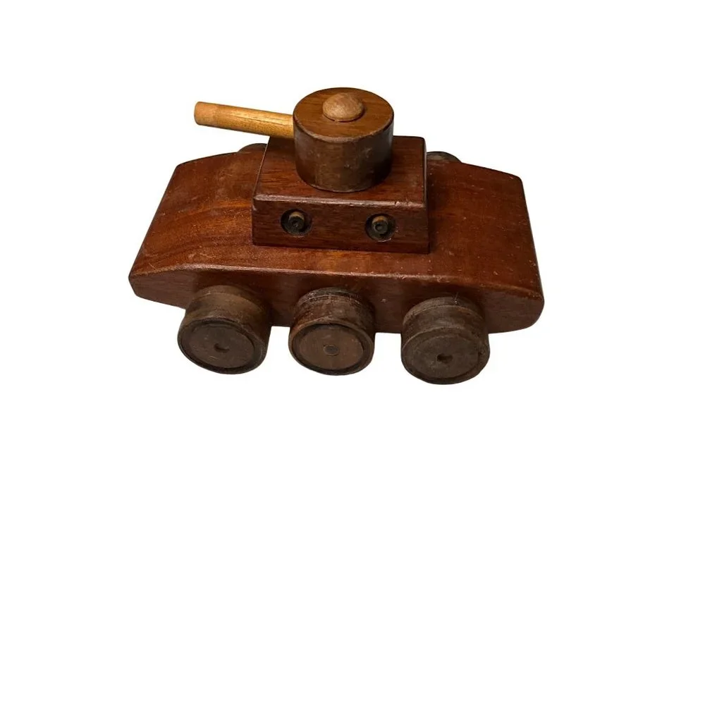 Wood toy tank‎ handcrafted working parts